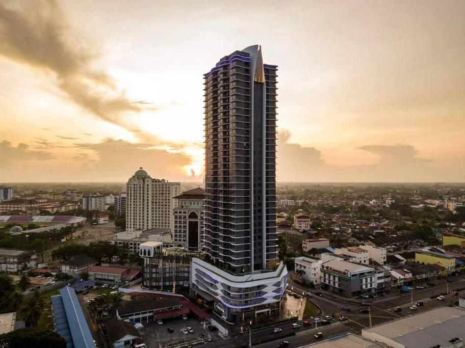 Troika Kota Bharu Penthouse Homestay 2 Rooms エクステリア 写真